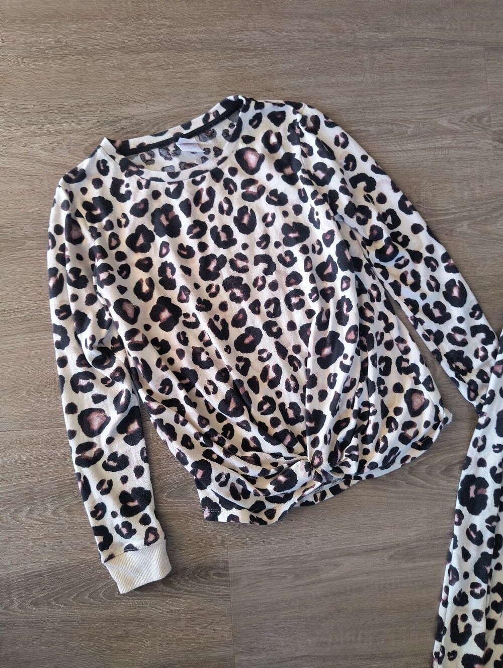 Stars Above Top & Pants Pajama PJ Lounge Set Soft Womens Leopard Brown XS - Picture 2 of 4